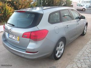 Opel Astra 1.3 CDTI Nacional Maio/11 - à venda - Ligeiros
