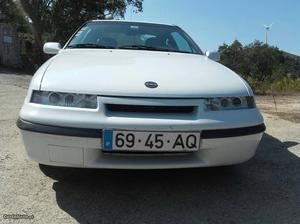 Opel Calibra 16 v Julho/92 - à venda - Ligeiros