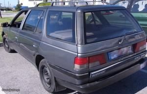 Peugeot 405 Break Abril/93 - à venda - Ligeiros