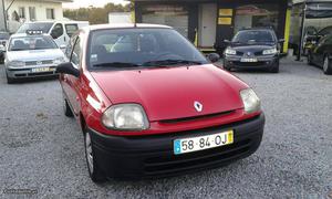 Renault Clio BOM PREÇO Novembro/99 - à venda - Ligeiros