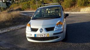 Renault Modus 1.5 DCI Confort Clim Abril/05 - à venda -