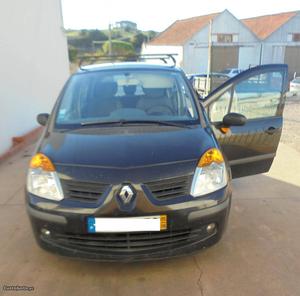 Renault Modus 1.5 DCI Junho/05 - à venda - Ligeiros