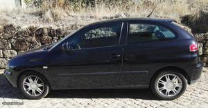 Seat Ibiza v Março/05 - à venda - Ligeiros