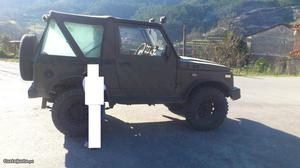 Suzuki Samurai 1.3 (4x4) Janeiro/88 - à venda - Pick-up/