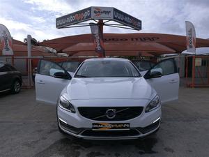  Volvo S60 Cross Country 2.0 D4 Summum Geartronic