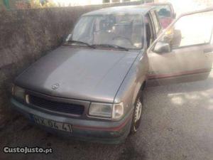 Opel Corsa a 1.2s Dezembro/90 - à venda - Ligeiros