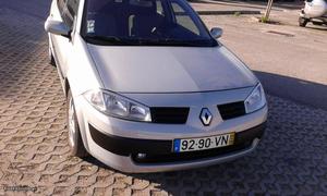 Renault Mégane 1.5 DCI Outubro/03 - à venda - Ligeiros