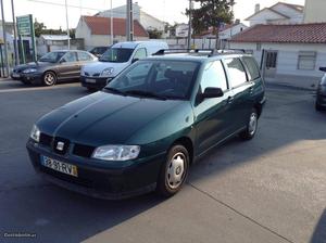 Seat Cordoba 1.4 i Junho/01 - à venda - Ligeiros