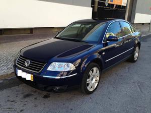 VW Passat 1.9 TDI Highline 130 Setembro/01 - à venda -