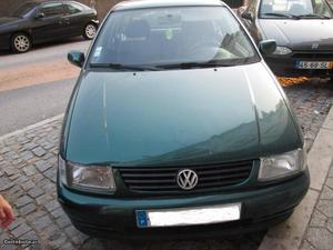 VW Polo 1.0 Maio/96 - à venda - Ligeiros Passageiros, Porto