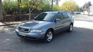 Audi A4 1.9 Tdi 110cv Março/99 - à venda - Ligeiros