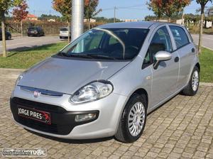 Fiat Punto 1.2 DYNAMIC KM Maio/11 - à venda - Ligeiros