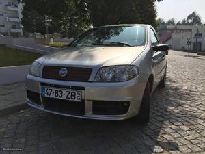 Fiat Punto 1.2 sport gpl aceito retoma Outubro/04 - à venda