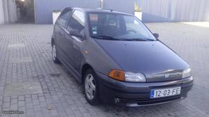 Fiat Punto Punto td Março/95 - à venda - Ligeiros