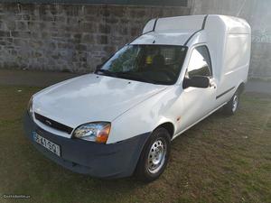 Ford Courier courier 1.8 tddi apenas 136 mil kms Abril/01 -