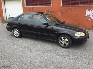 Honda Civic 1.5 Vtec Dezembro/87 - à venda - Ligeiros