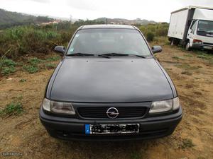 Opel Astra  motor izuzo Julho/95 - à venda - Ligeiros