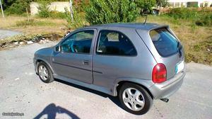 Opel Corsa b Setembro/95 - à venda - Ligeiros Passageiros,