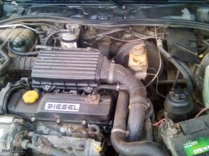 Opel Vectra 1.7 Janeiro/95 - à venda - Ligeiros