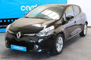 Renault Clio 0.9TCe Limited Junho/16 - à venda - Ligeiros