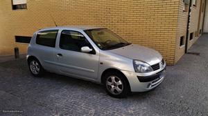 Renault Clio Van 1.5DCI 80cv Agosto/01 - à venda - Ligeiros