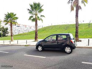 Renault Twingo 1.5 dci Rip Curl Janeiro/10 - à venda -