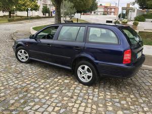 Skoda octavia 1.9 tdi 110 cv aceito retoma Janeiro/00 - à