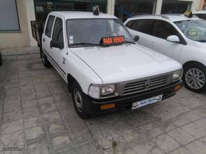 Toyota Hilux 5 lugares Abril/94 - à venda - Pick-up/