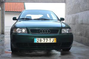 Audi A3 8L Dezembro/96 - à venda - Ligeiros Passageiros,