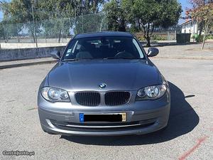 BMW 118 D 143cv nacional Outubro/10 - à venda - Ligeiros