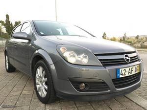 Opel Astra 1.3 cdti cosmos Setembro/05 - à venda - Ligeiros