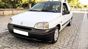 Renault Clio 1.9D Van Novembro/96 - à venda - Comerciais /