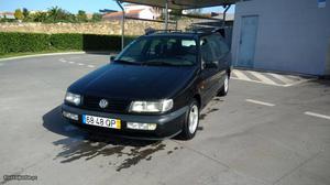 VW Passat 1.9 TDI 90 Março/94 - à venda - Ligeiros