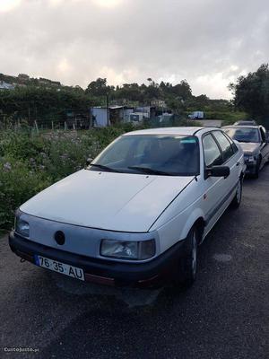 VW Passat b3 Julho/92 - à venda - Ligeiros Passageiros,