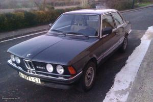 BMW 323 E21 Setembro/81 - à venda - Ligeiros Passageiros,