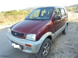 Daihatsu Terios 1.3 Fevereiro/00 - à venda - Ligeiros