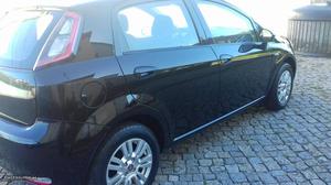 Fiat Punto 1.2 5P EASY KM Julho/12 - à venda -