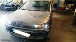 Fiat Punto 1.9D (Acidentado) Fevereiro/00 - à venda -