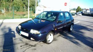 Ford Fiesta 1.2 Tekn Agosto/99 - à venda - Ligeiros