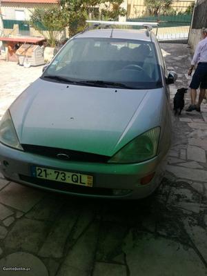 Ford Focus 1.8 tdci Outubro/00 - à venda - Ligeiros