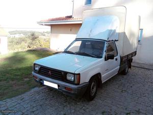 Mitsubishi L Maio/93 - à venda - Comerciais / Van,