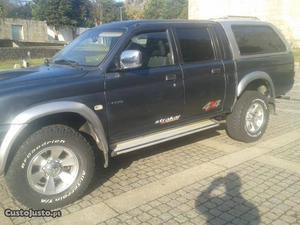 Mitsubishi L strakar Março/06 - à venda - Pick-up/