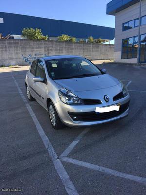 Renault Clio 1.2 Junho/08 - à venda - Ligeiros Passageiros,