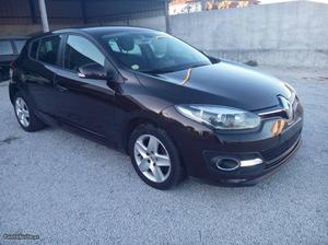 Renault Mégane 1.5 dci 110cv cred Junho/14 - à venda -