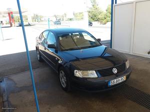 VW Passat 1.9 diesel Agosto/97 - à venda - Ligeiros