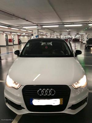 Audi A1 1.6 SLine Auto Dezembro/13 - à venda - Ligeiros