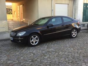 Mercedes-Benz CLC 220 clc Dezembro/09 - à venda - Ligeiros