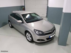 Opel Astra GTC 1.7 CDTI 5LUG Maio/05 - à venda - Ligeiros