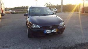 Opel Corsa 1.5 TD Julho/94 - à venda - Ligeiros