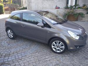 Opel Corsa cv (5lugares) Maio/11 - à venda - Ligeiros